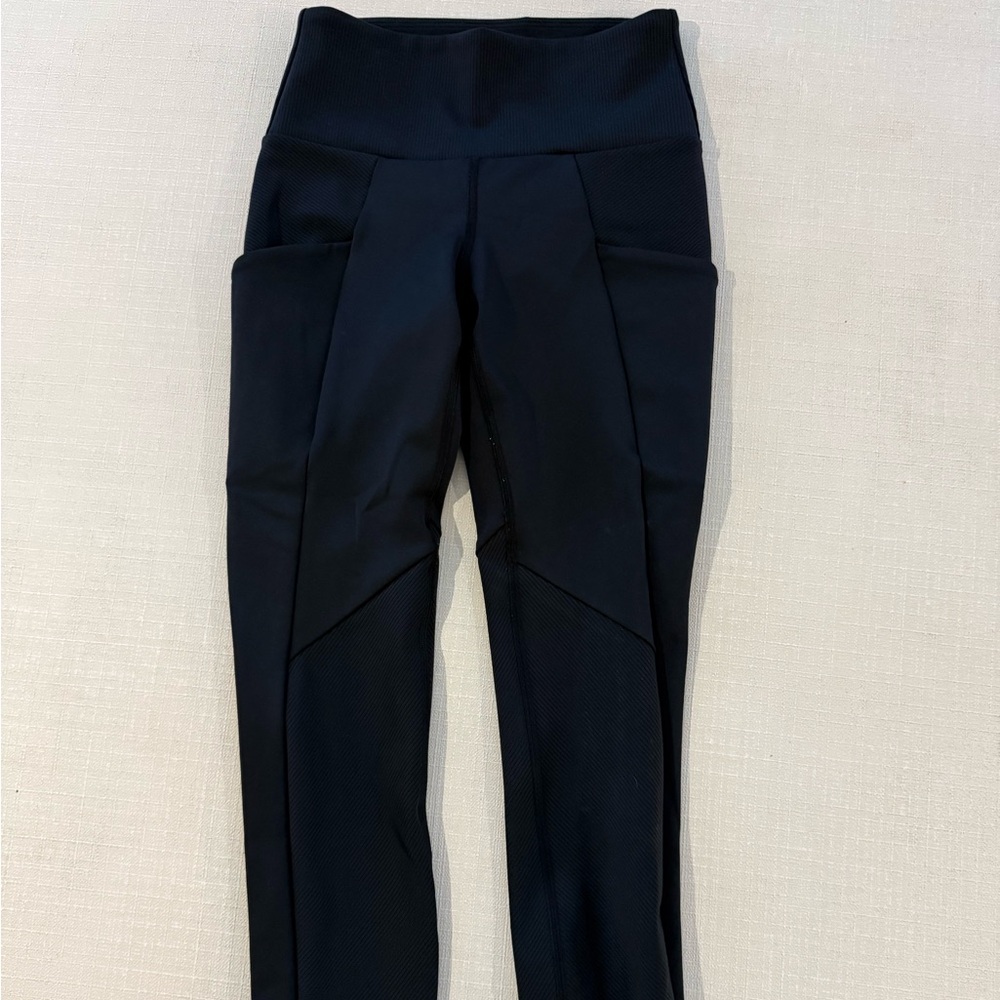 Alo airlift pocket leggings